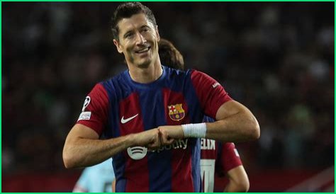 Discover Robert Lewandowski's Hidden Middle Name: The Key To His Success